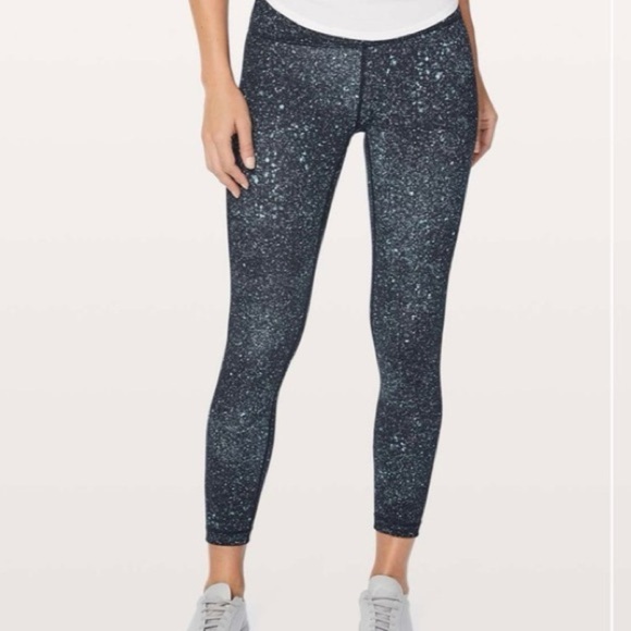 Lululemon Hi-Rise 7/8 Wunder Under Luxtreme Legging Tight - Picture 1 of 10